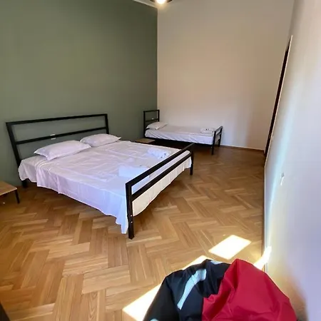 Red Door Apartment Tbilisi Exterior photo